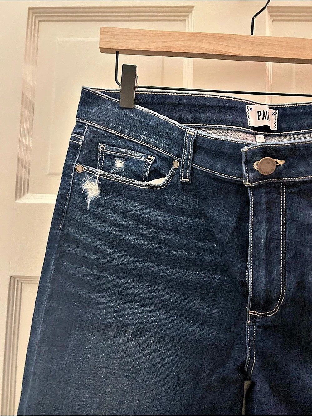 Paige Women's Skinny straight  Jeans, size 32